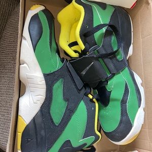 Oregon Air diamond turf